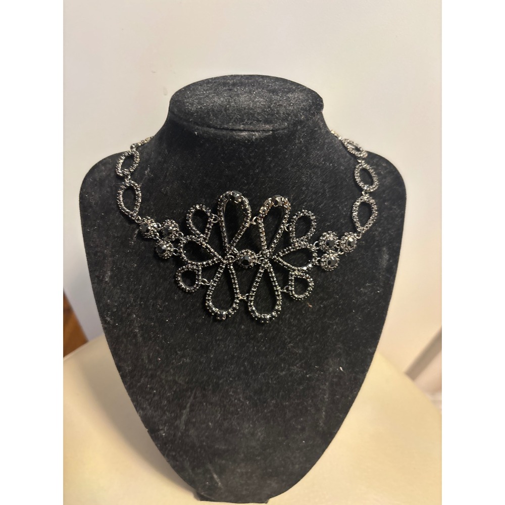 Dior‎ Necklace Women OS Black Excellent Floral Crystal Statement Ruthenium Logo